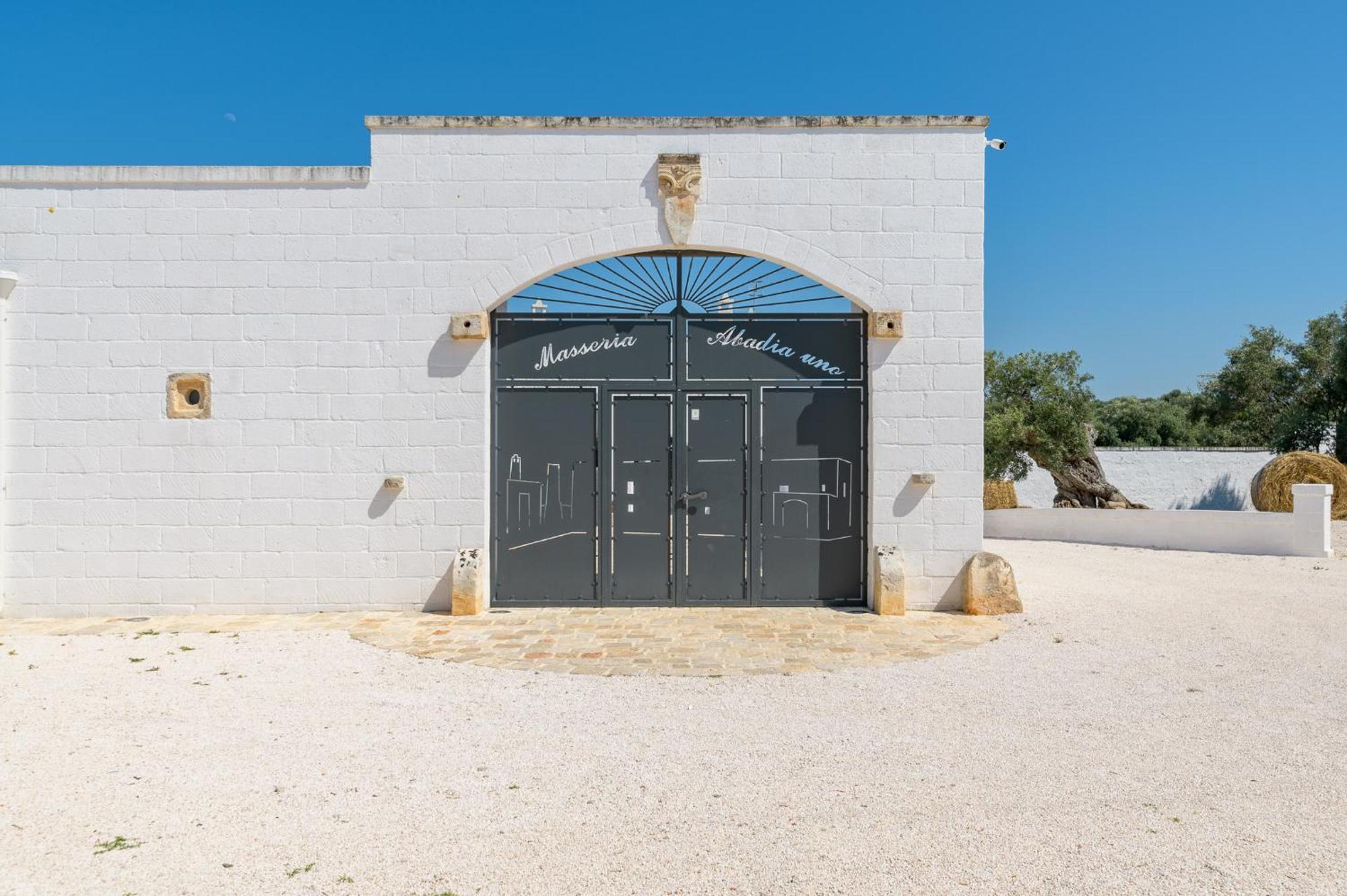 Masseria Abadia Uno Ostuni Ngoại thất bức ảnh